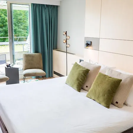 Thermae 2000 Hotell 4*