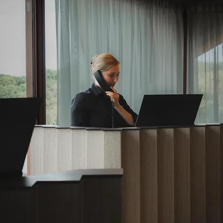 Otel Wellnesshotel Thermae 2000 4*