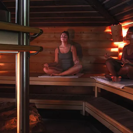 Wellnesshotel Thermae 2000 Hotell 4*