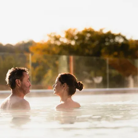 Otel Wellnesshotel Thermae 2000